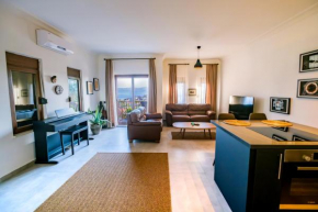Stylish Modern Hideout Apart in Kaş
